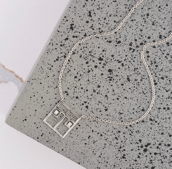 TWENTYSIXDIAMOND SQUASH COURT Necklace, Small