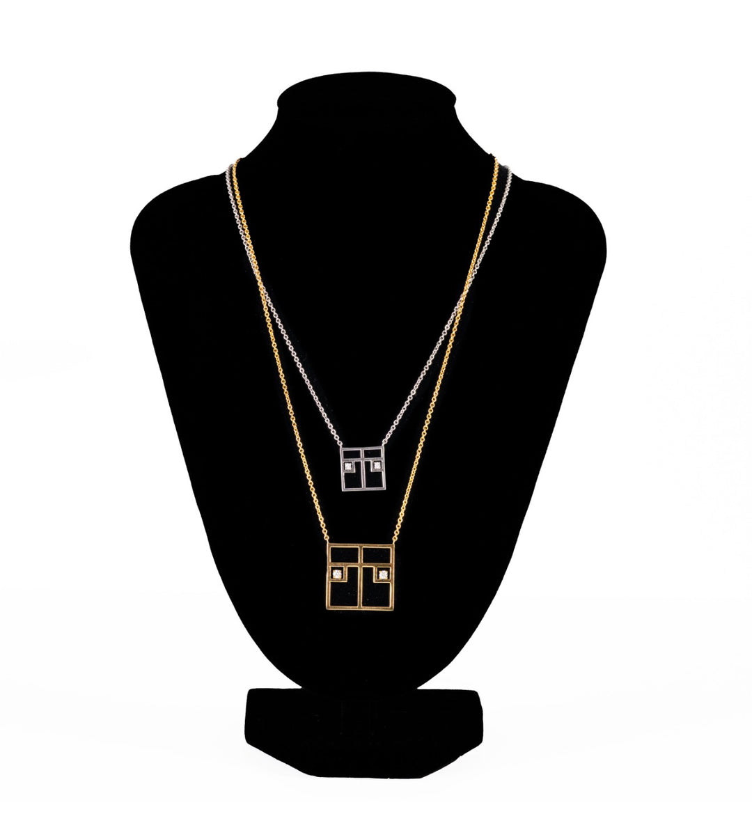 TWENTYSIXDIAMOND SQUASH COURT Necklace, Small